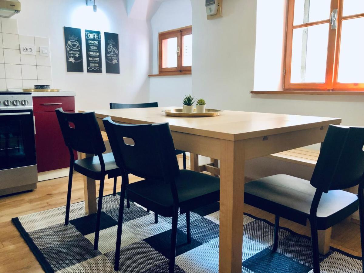 Seayou!***Charming 1-Bedroom Rental Unit In The Old City Center Of Црес Екстер'єр фото